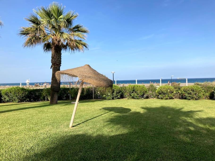 Atico Con Vistas Al Mar En Primera Linea De Playa Vera Exterior photo
